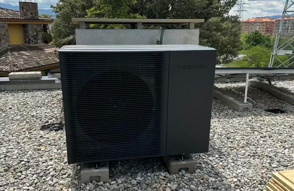 unidad externa aerotermia samsung